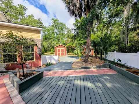 Exterior - 18001 Nelson Rd, Spring Hill, FL 34610 photo 5 of 8