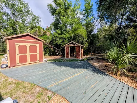 Exterior - 18001 Nelson Rd, Spring Hill, FL 34610 photo 6 of 8