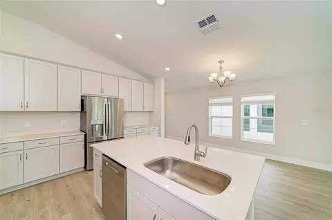 Kitchen - 12365 Oak Hill Way, Parrish, FL 34219 photo 6 of 7