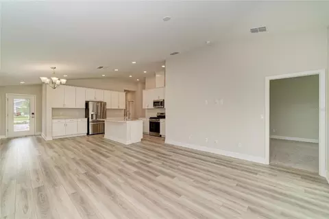 Living - 12361 Oak Hill Way, Parrish, FL 34219 photo 2 of 5