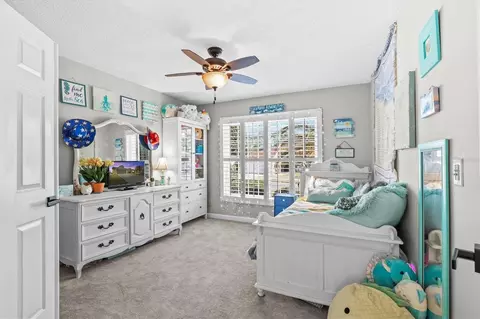 Bedroom - 1049 Larkin Rd, Spring Hill, FL 34608 photo 4 of 8
