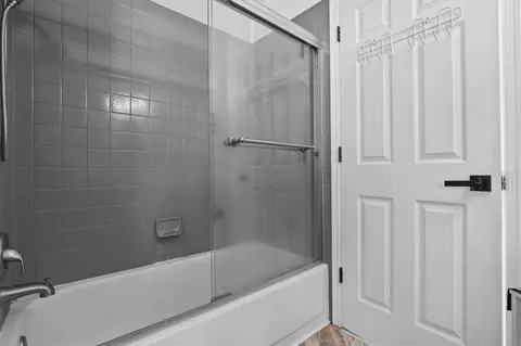 Bath - 1049 Larkin Rd, Spring Hill, FL 34608 photo 7 of 7