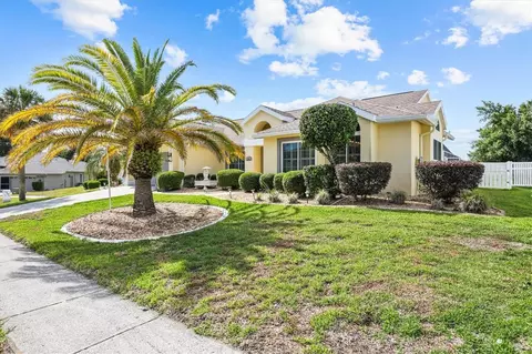 Exterior - 1049 Larkin Rd, Spring Hill, FL 34608 photo 3 of 13