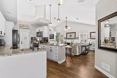 Kitchen - 1049 Larkin Rd, Spring Hill, FL 34608 photo 6 of 6