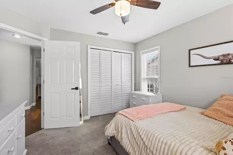 Bedroom - 1049 Larkin Rd, Spring Hill, FL 34608 photo 6 of 8