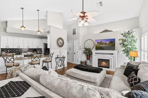 Living - 1049 Larkin Rd, Spring Hill, FL 34608 photo 6 of 7