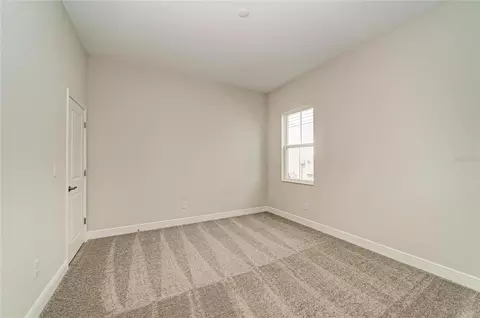 Bedroom - 10316 Longmeadow Ave, Parrish, FL 34219 photo 6 of 10