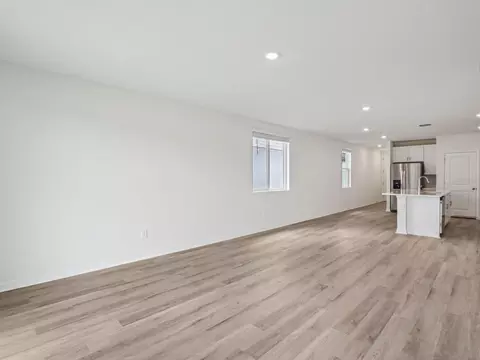 Living - 7817 Gilchrist Springs Dr, Parrish, FL 34219 photo 1 of 2