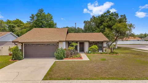 Exterior - 1836 Craven Dr, Seffner, FL 33584 photo 9 of 13
