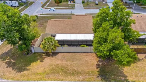 View/Area - 1836 Craven Dr, Seffner, FL 33584 photo 7 of 10