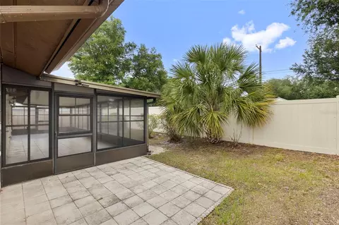 Exterior - 1836 Craven Dr, Seffner, FL 33584 photo 6 of 13