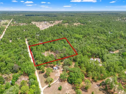 9031 N Manila Ter, Dunnellon, FL 34433