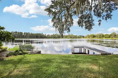 19254 Blount Rd, Lutz, FL 33558