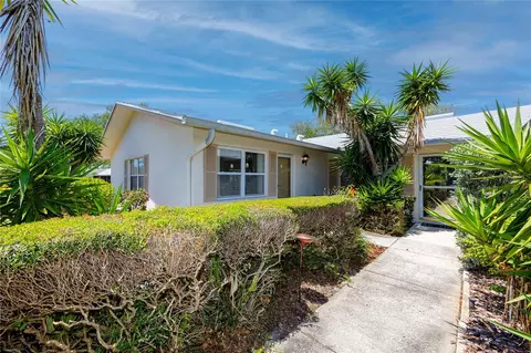 3139 38th St S #A, Saint Petersburg, FL 33711