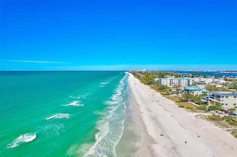 View/Area - 131 Bluff View Dr #401, Belleair Bluffs, FL 33770 photo 6 of 7