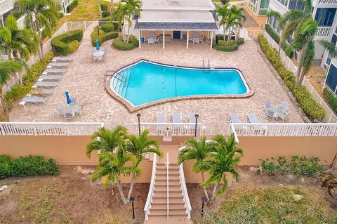 Exterior - 131 Bluff View Dr #401, Belleair Bluffs, FL 33770 photo 8 of 9