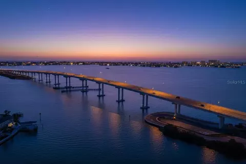 View/Area - 131 Bluff View Dr #401, Belleair Bluffs, FL 33770 photo 7 of 7