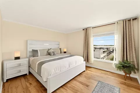 Bedroom - 131 Bluff View Dr #401, Belleair Bluffs, FL 33770 photo 1 of 7