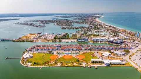 179 Medallion Blvd #H, Madeira Beach, FL 33708