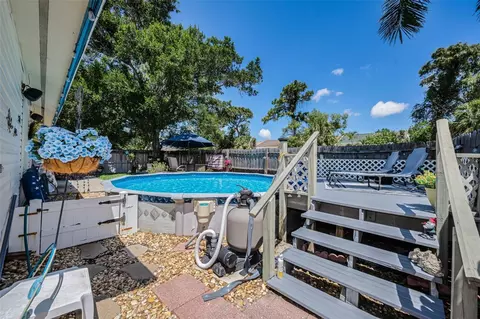Exterior - 2907 Whispering Dr N, Largo, FL 33771 photo 10 of 13