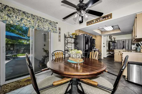 Dining - 2907 Whispering Dr N, Largo, FL 33771 photo 3 of 3