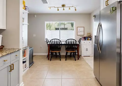 Kitchen - 10331 Summerview Cir, Riverview, FL 33578 photo 2 of 4