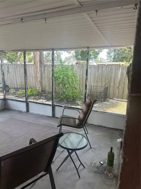 Exterior - 11815 Washington St, Seffner, FL 33584 photo 7 of 9