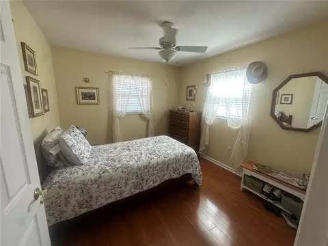 Bedroom - 11815 Washington St, Seffner, FL 33584 photo 3 of 3