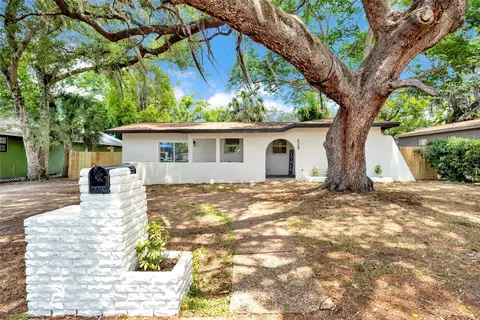 429 E Oakwood St, Tarpon Springs, FL 34689