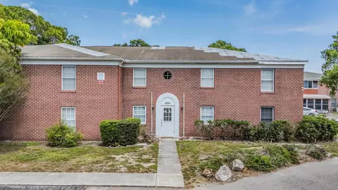 8565 12th Way N #A, Saint Petersburg, FL 33702
