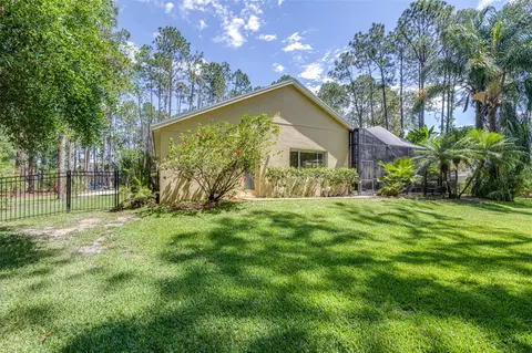 Exterior - 313 Pine Bluff Dr, Lutz, FL 33549 photo 19 of 22