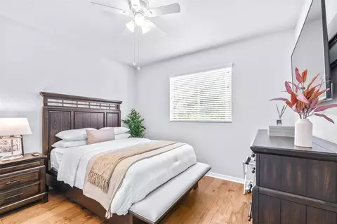 Bedroom - 313 Pine Bluff Dr, Lutz, FL 33549 photo 4 of 9