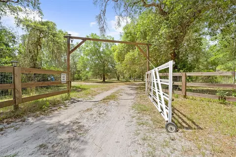 4161 Burns Rd, Brooksville, FL 34602