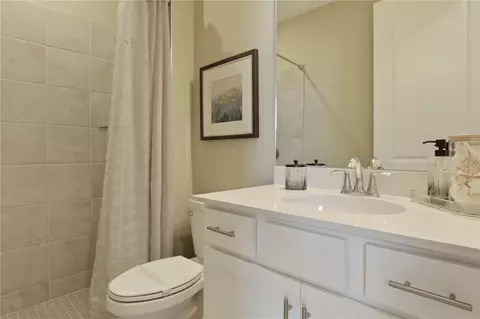 Bath - 13220 Tulum Loop, Venice, FL 34293 photo 1 of 3