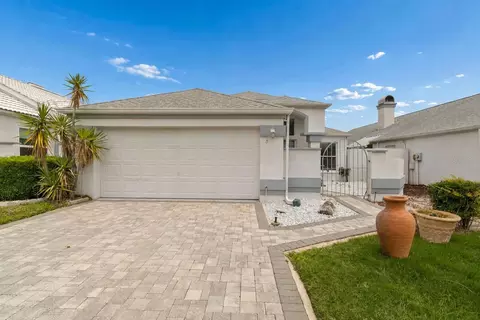10454 Casa Grande Cir, Spring Hill, FL 34608