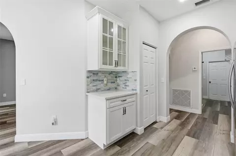 Entry Way - 11214 Sailbrooke Dr, Riverview, FL 33579 photo 11 of 14