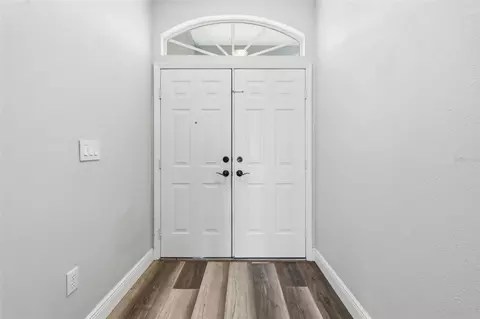 Entry Way - 11214 Sailbrooke Dr, Riverview, FL 33579 photo 5 of 14