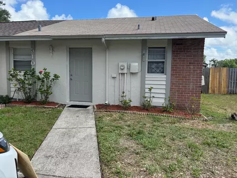5109 Lawnton Ct, Tampa, FL 33624