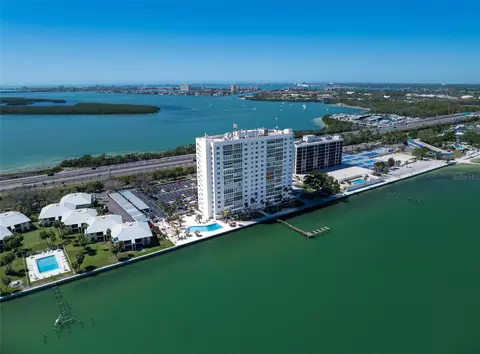 7200 Sunshine Skyway Ln S #16G, Saint Petersburg, FL 33711
