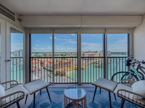 10355 Paradise Blvd #511, Treasure Island, FL 33706