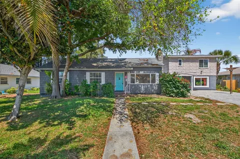 4925 2nd Ave S, Saint Petersburg, FL 33707