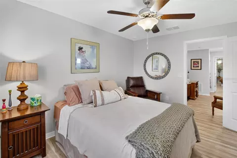 Bedroom - 12944 Utopia Gardens Way, Riverview, FL 33579 photo 2 of 5