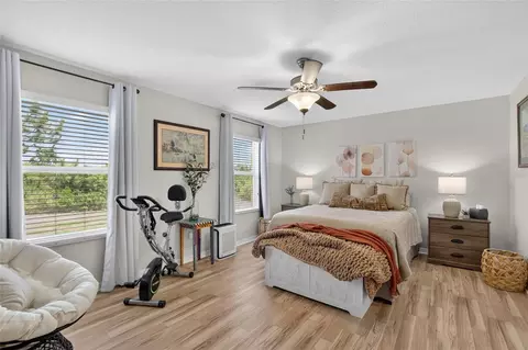 Bedroom - 12944 Utopia Gardens Way, Riverview, FL 33579 photo 4 of 5