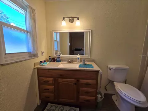 Bath - 12882 E Wheeler, Brandon, FL 33511 photo 3 of 3