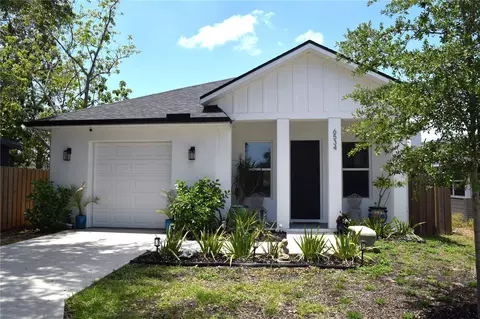 6534 Wayne St, Saint Petersburg, FL 33702
