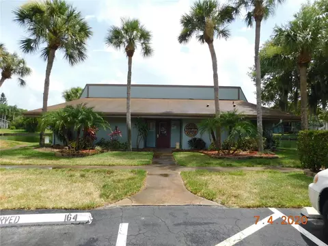 6314 Newtown Cir #14B3, Tampa, FL 33615