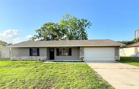 7021 Sheffield Dr, Lakeland, FL 33810