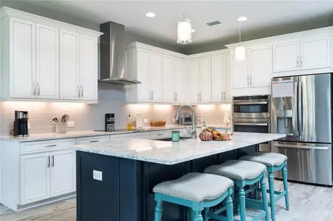 Kitchen - 14415 20th St E, Parrish, FL 34219 photo 3 of 5