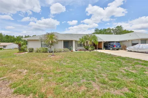 1741 Atrium Dr, Sun City Center, FL 33573