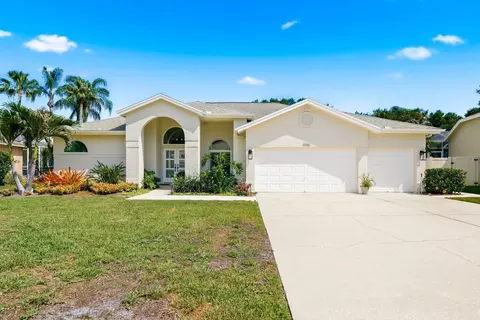 1796 Painted Bunting Cir, Palm Harbor, FL 34683